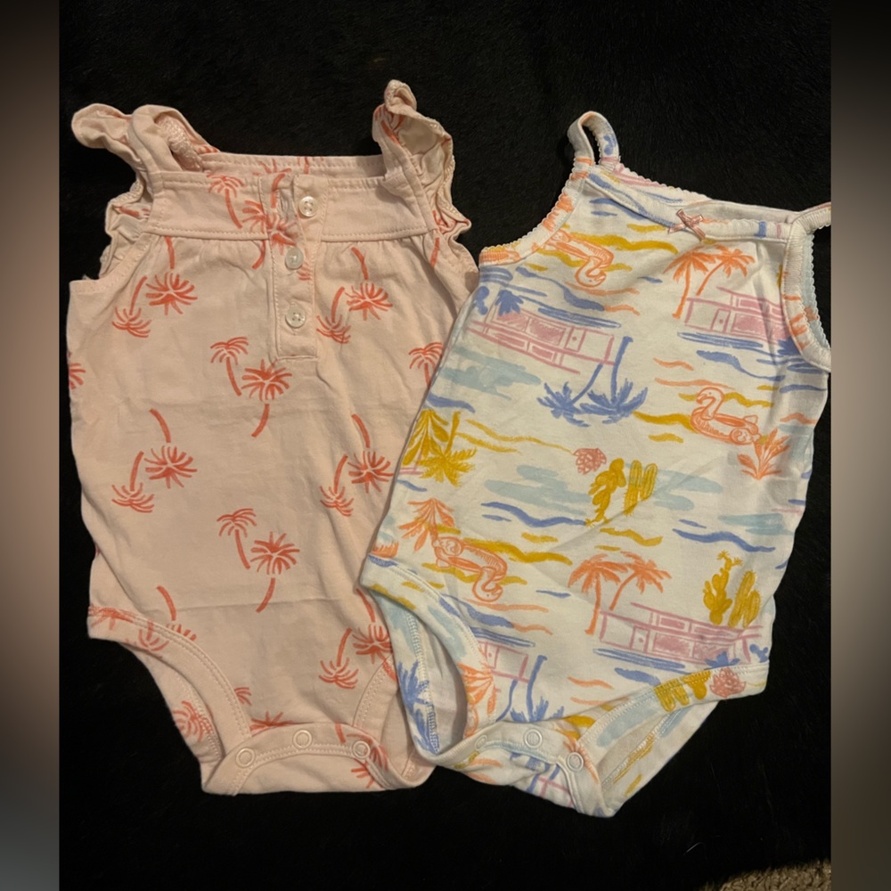 3/$15❣️BUNDLE Baby Girls Summer 🌴Tank Onesies; 6 months
